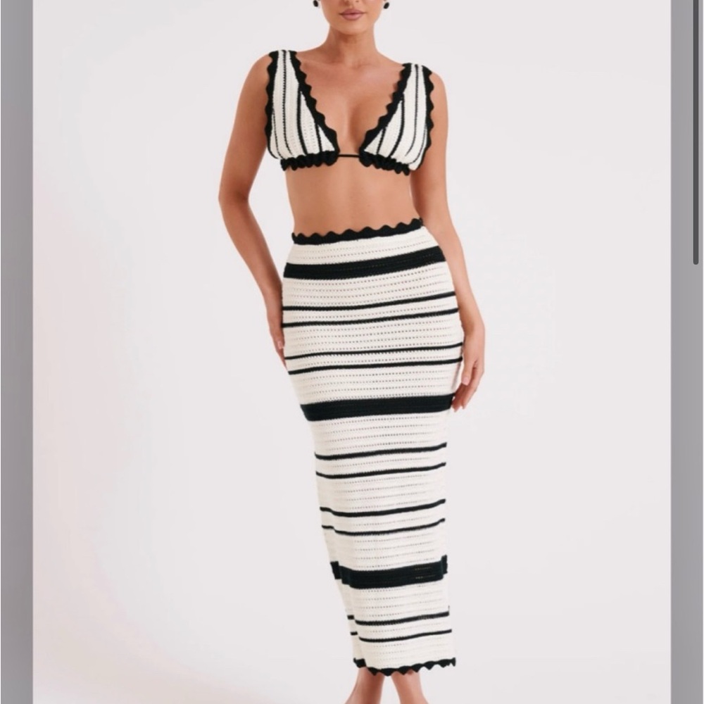 Meshki Black and White Striped Skirt Set (S)